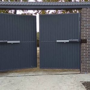 golden gates swing gate
